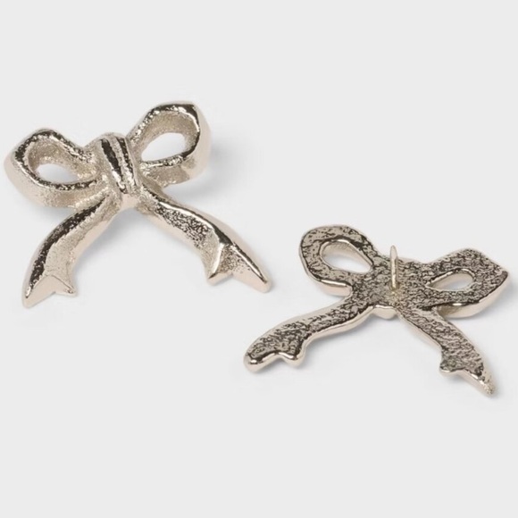 Threshold Other - THRESHOLD NWT 3pc metal bow candle charm set -silver